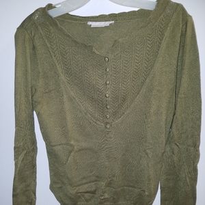 BCBG long sleeve top